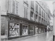Document d'archive : vue du commerce de Samuel Ulmer côté rue des Hallebardes