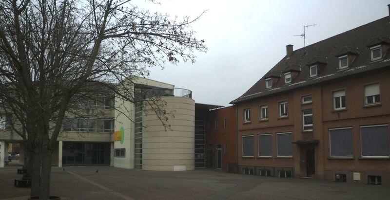 Fichier:Vendenheim École rouge.jpg