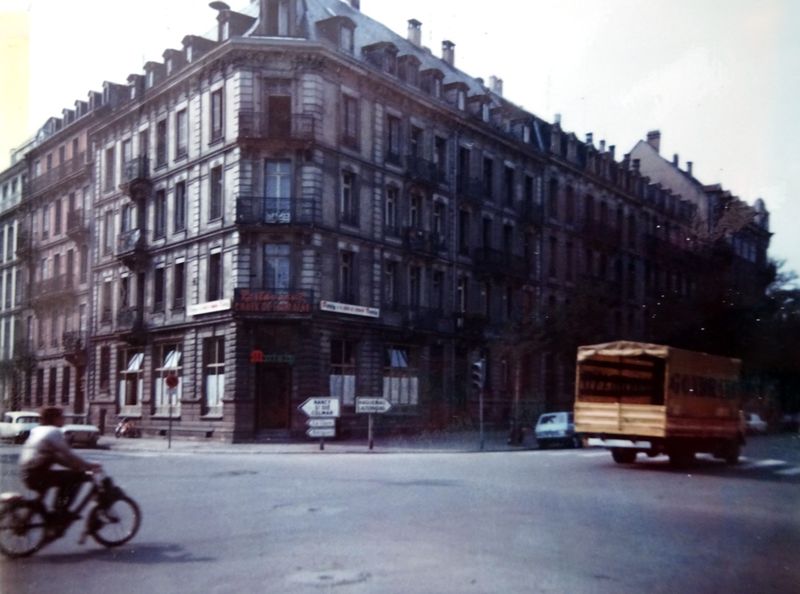 Fichier:1 rue de Haguenau et 2 bld Prés. Poincaré, Strasbourg, photo d'archive (1974).jpg